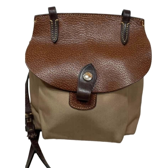 Dooney & Bourke crossbody - Picture 3 of 12